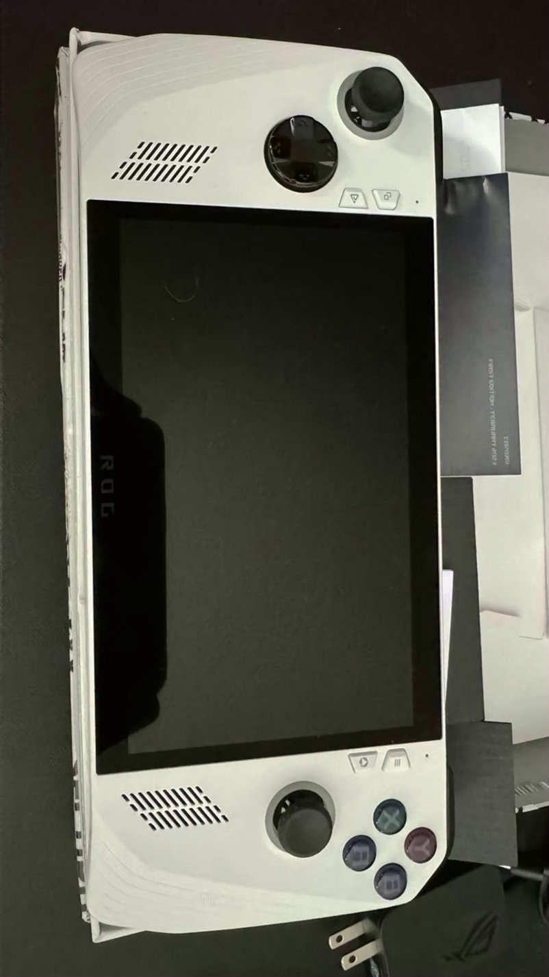 ASUS ROG Ally Z1 Extreme 512GB Unlocked - Used image 3