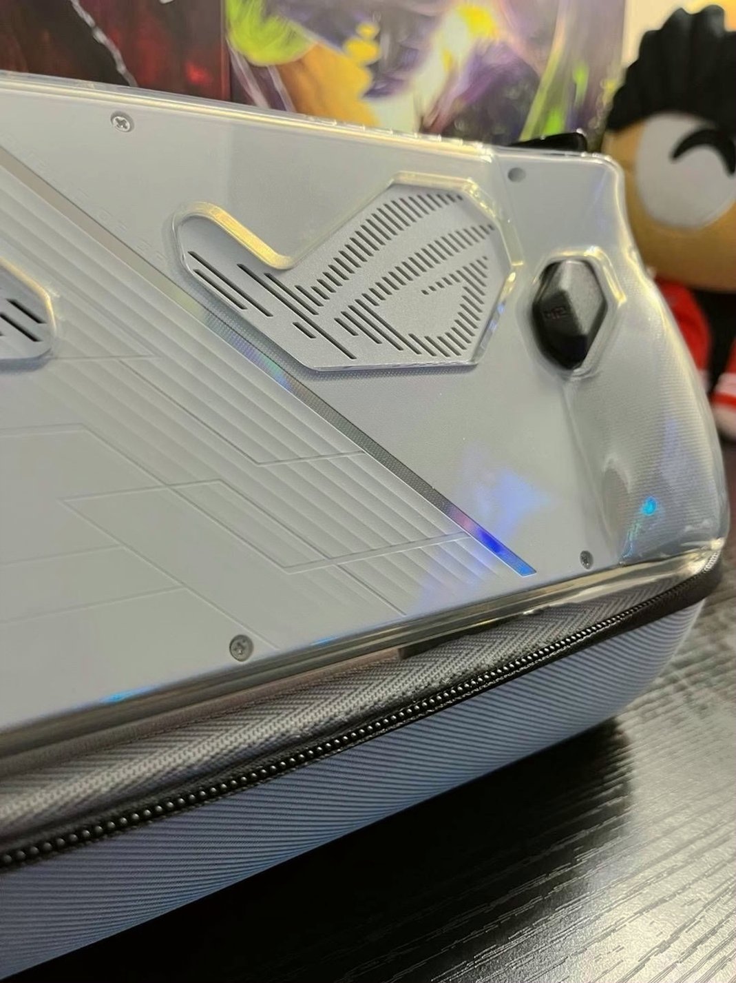 ASUS ROG Ally Z1 Extreme 7U28 512GB Black Unlocked - Used image 4