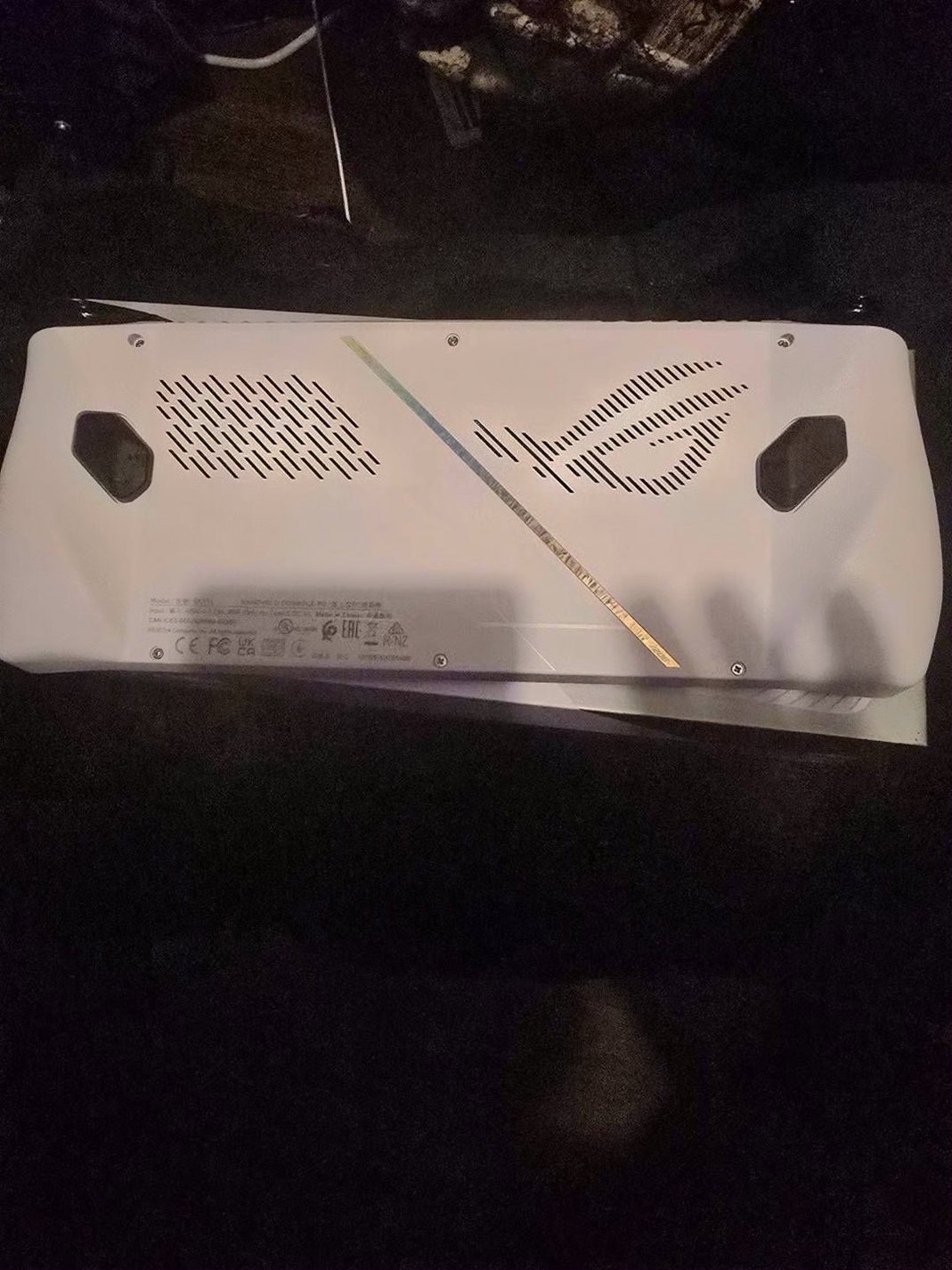 ASUS ROG Ally Z1 Extreme 1H29 512GB Black - Used image 2