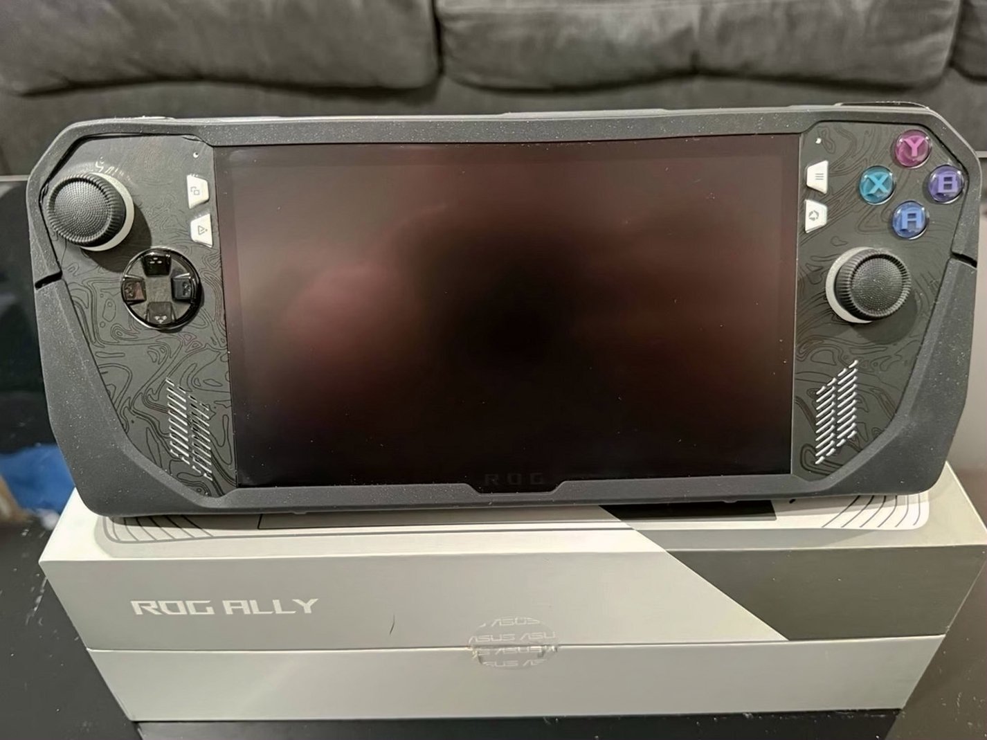 ASUS ROG Ally Z1 Extreme 1TB White Unlocked - Used image 2