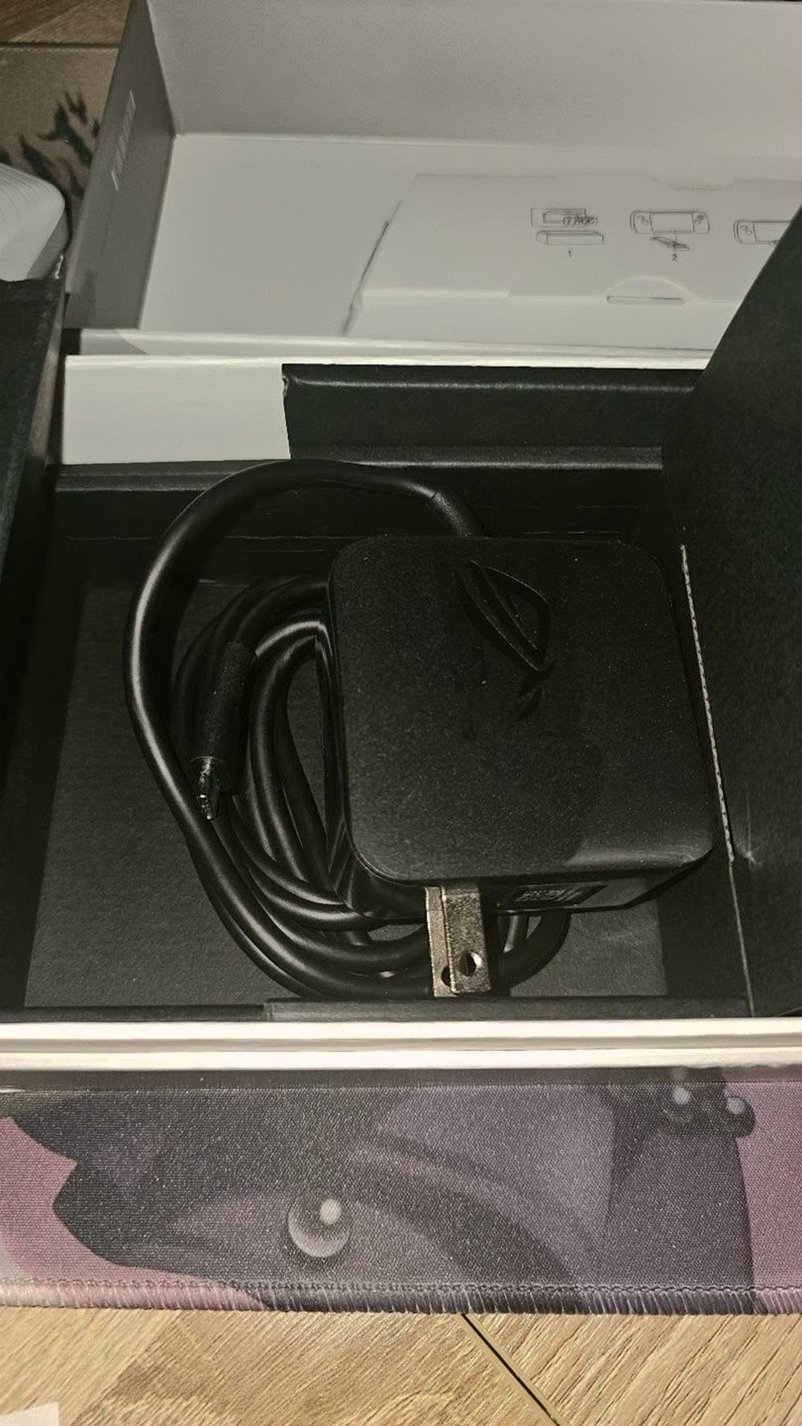 ASUS ROG Ally Z1 Extreme 512GB Unlocked - Used image 5