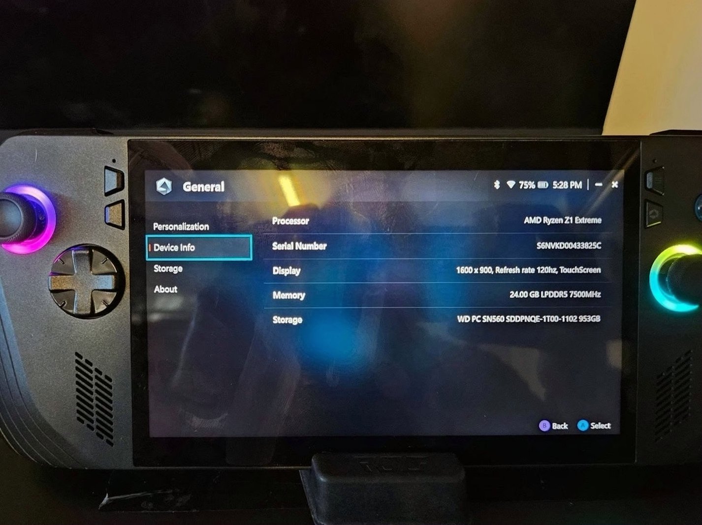 ASUS ROG Ally X 1TB White Unlocked - Used image 4