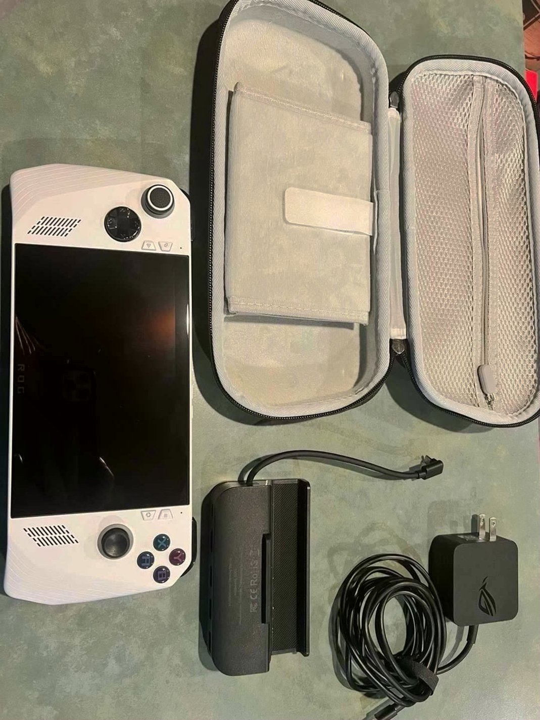 ASUS ROG Ally Z1 Extreme 9E79 - Used image 3
