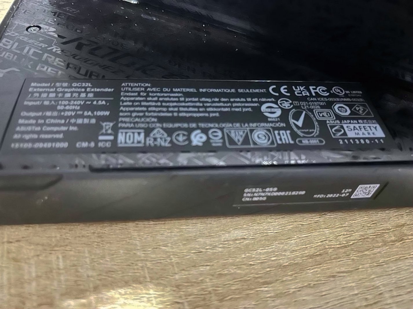 ASUS ROG XG Mobile 6850XT 9D61 - Used image 2