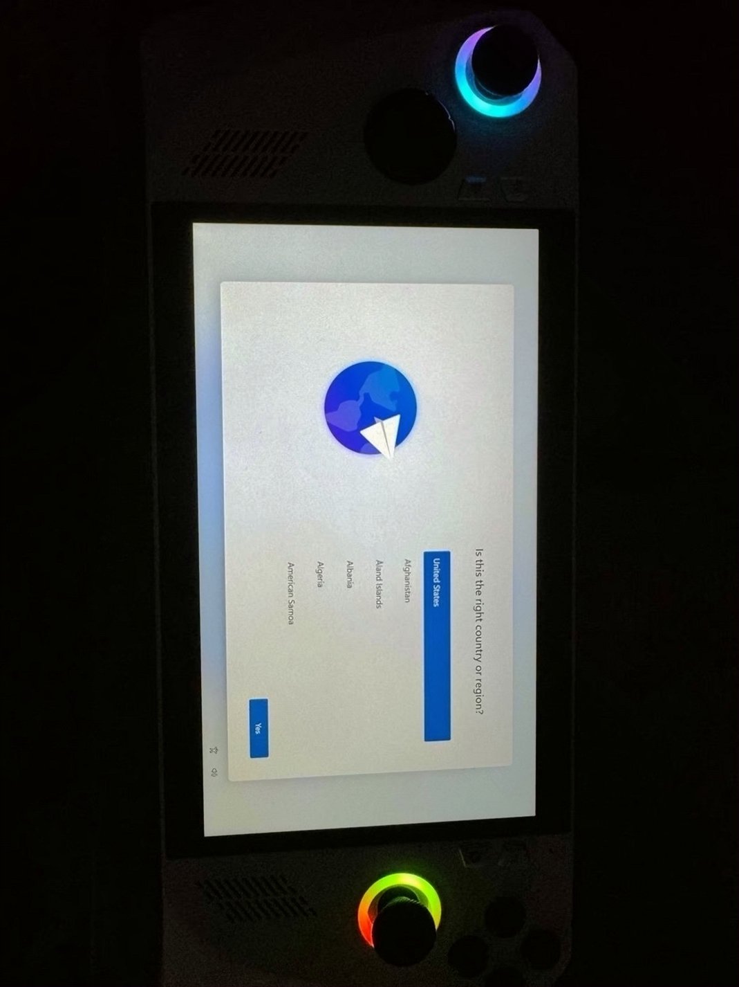 ASUS Rog Ally Z1 1TB Unlocked Used image 3