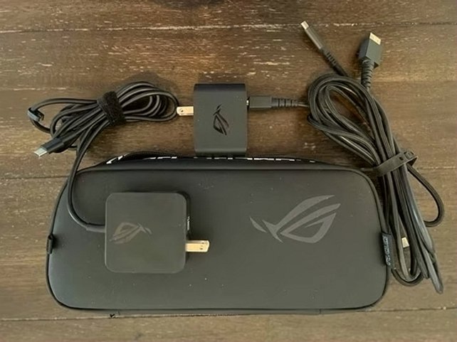 ASUS ROG Ally Z1 Extreme 512GB White Unlocked - Used image 3