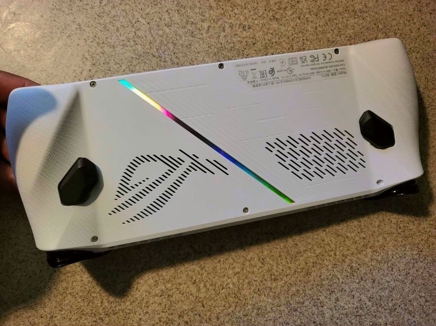 ASUS ROG Ally 512GB White Unlocked - Used image 3