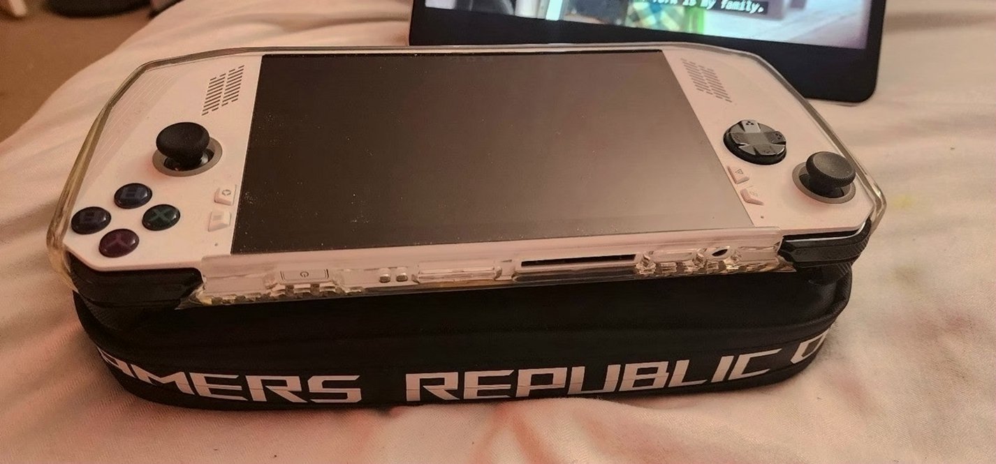 ASUS ROG Ally Z1 Extreme 512GB Unlocked - Used image 2
