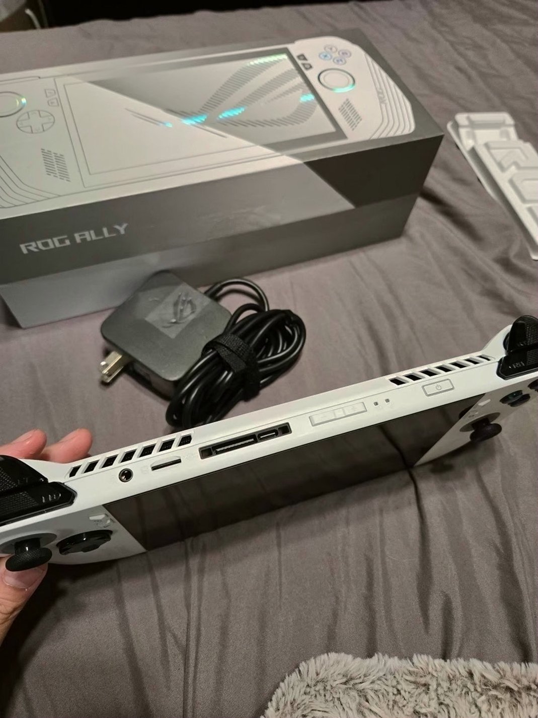 ASUS ROG Ally RC71L 512GB Black Unlocked - Used image 4