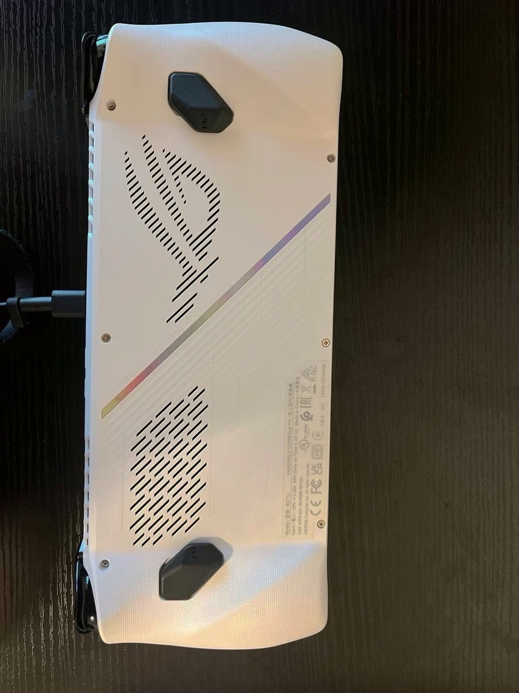 ASUS ROG Ally Z1 Extreme 9J95 - Used image 5