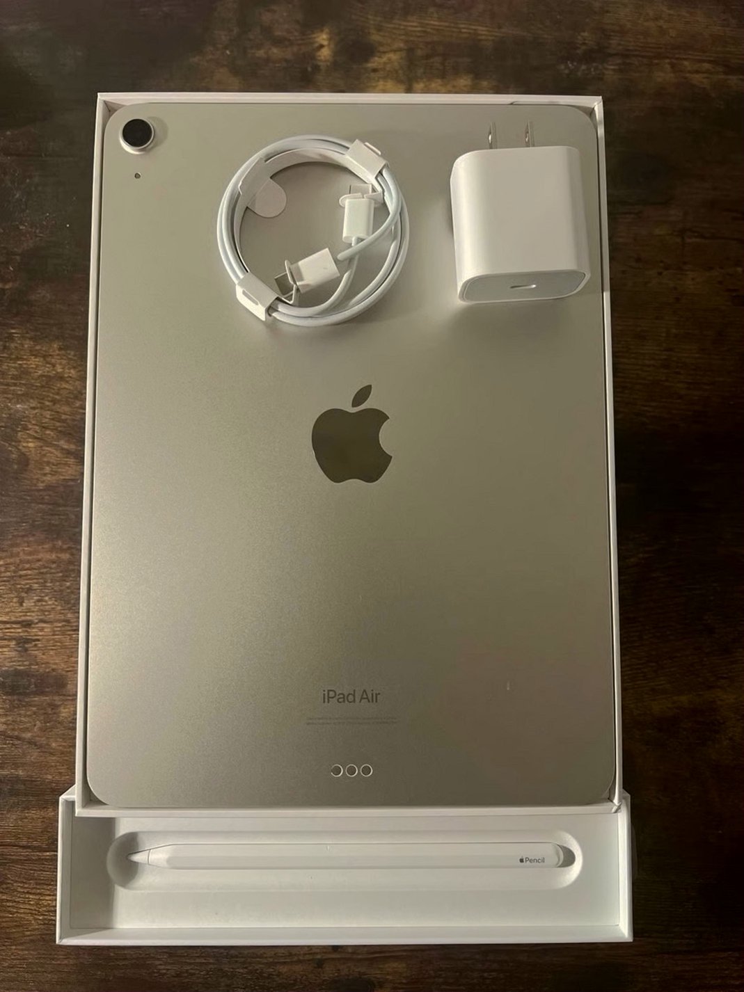 Apple iPad Air 5th Generation 256GB Space Gray Unlocked - Used image 3