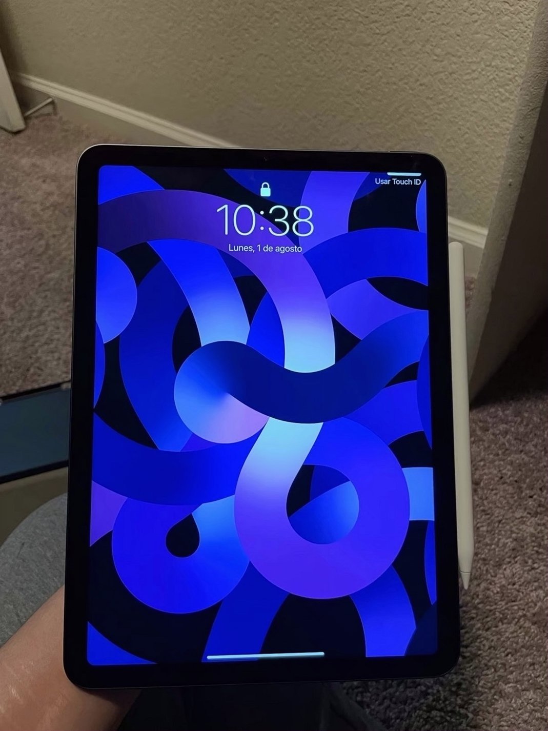 Apple iPad Air 4th Generation 64GB Black Unlocked - Used image 2