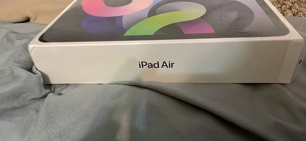 Apple iPad Air 4th Generation 64GB Unlocked - Used image 2