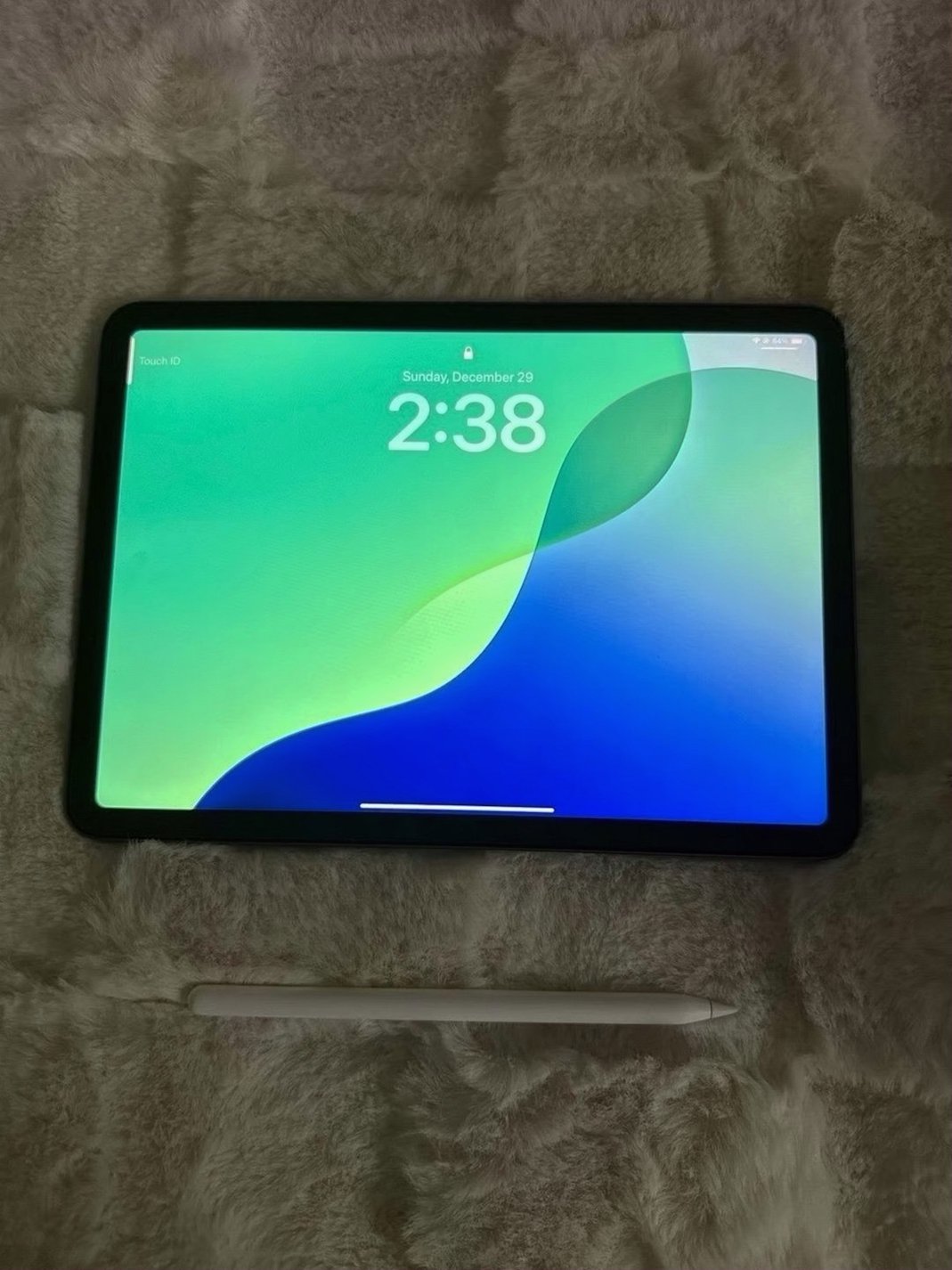 Apple iPad Air 5th Generation 64GB Space Grey Unlocked - Used image 3