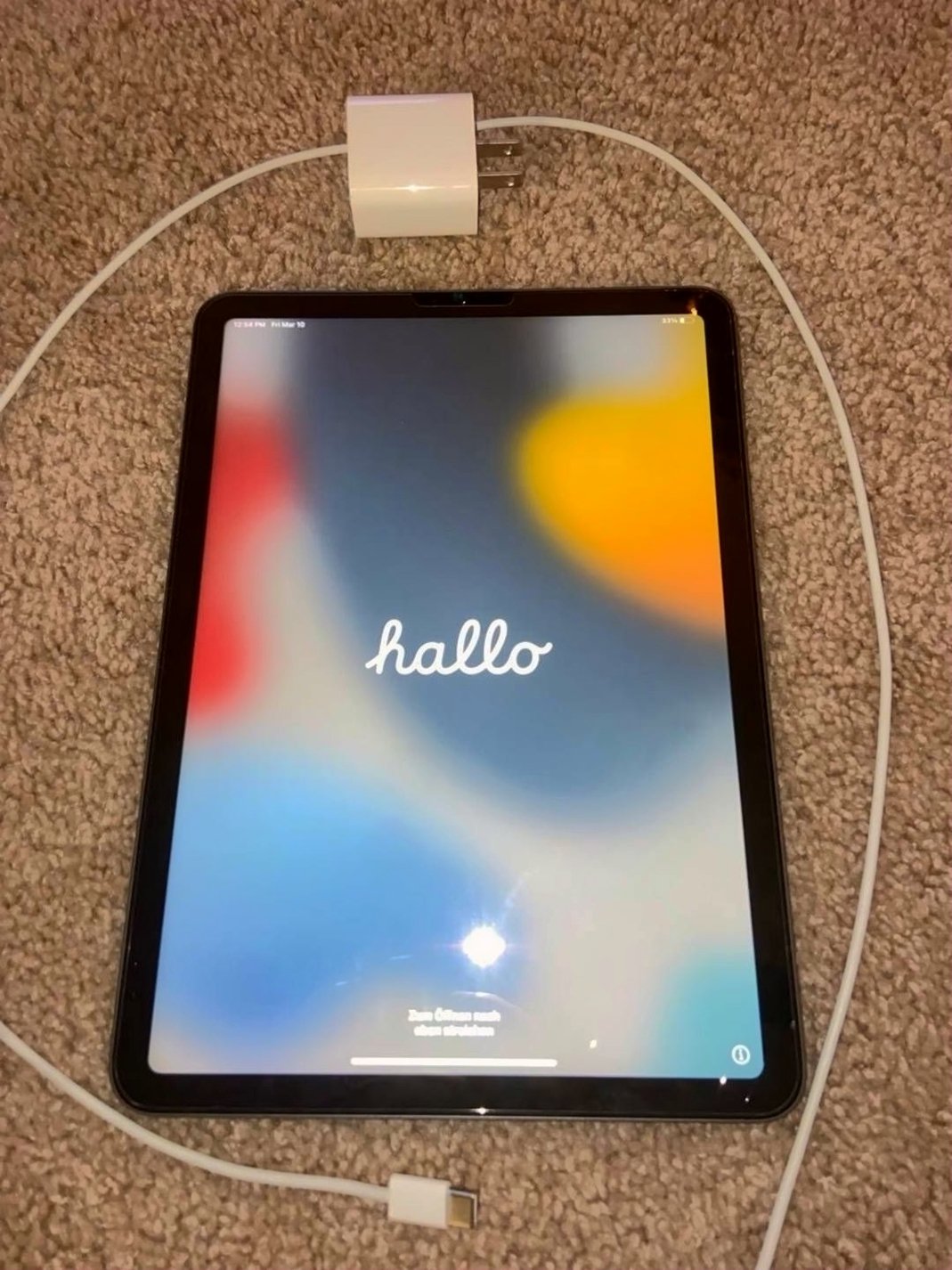 Apple iPad Air 4th Generation 64GB Space Gray Unlocked - Used