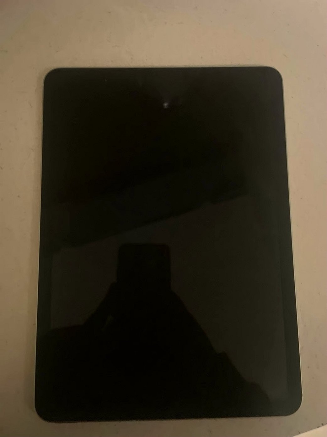Apple iPad Air 4th Generation 64GB Mint Green Unlocked - Used image 2