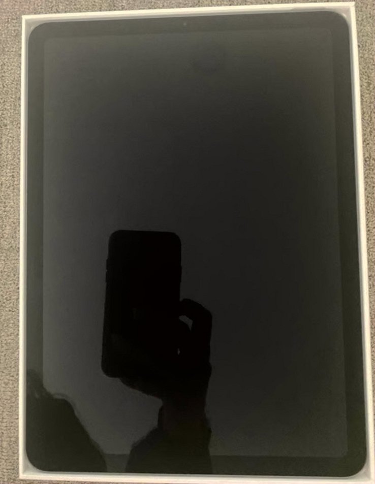 Apple iPad Air 4th Generation 64GB Space Gray Unlocked - Used image 3