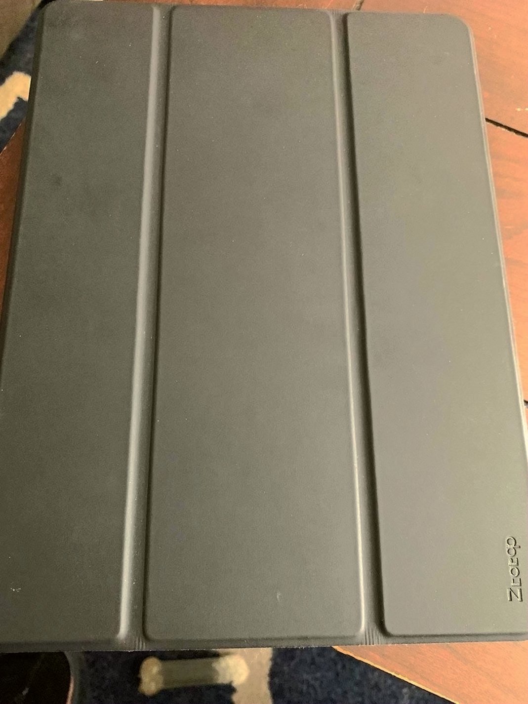 Apple iPad Air 3 64GB Space Gray Unlocked - Used image 2