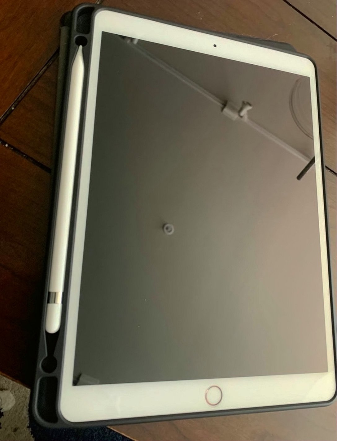 Apple iPad Air 3 64GB Space Gray Unlocked - Used image 3