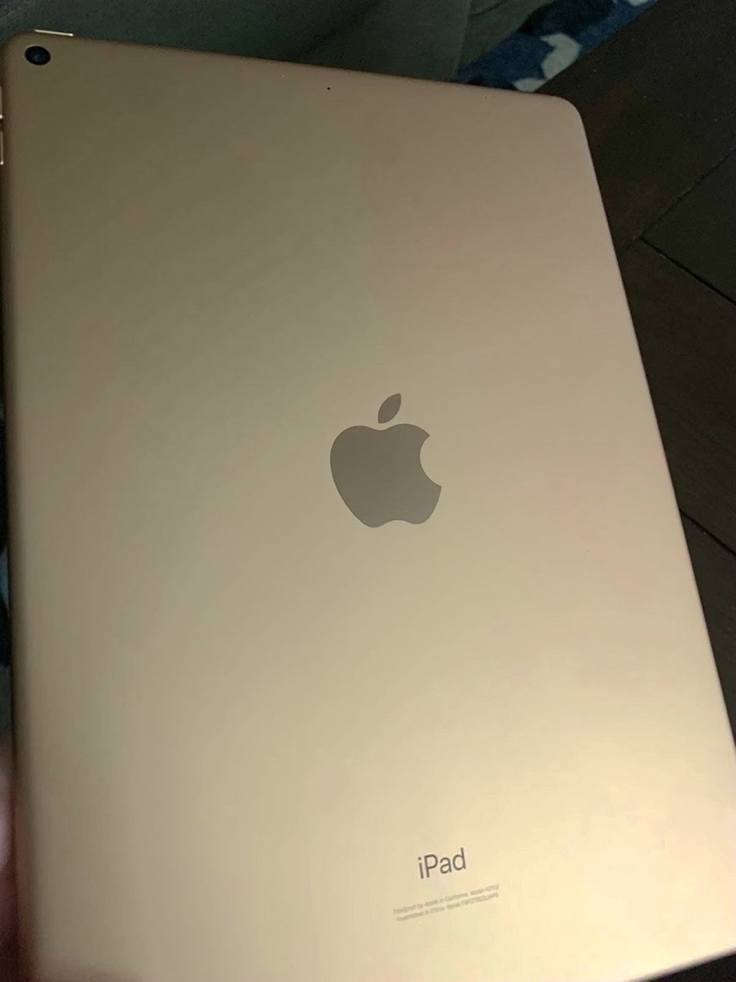 Apple iPad Air 3 64GB Space Gray Unlocked - Used image 5