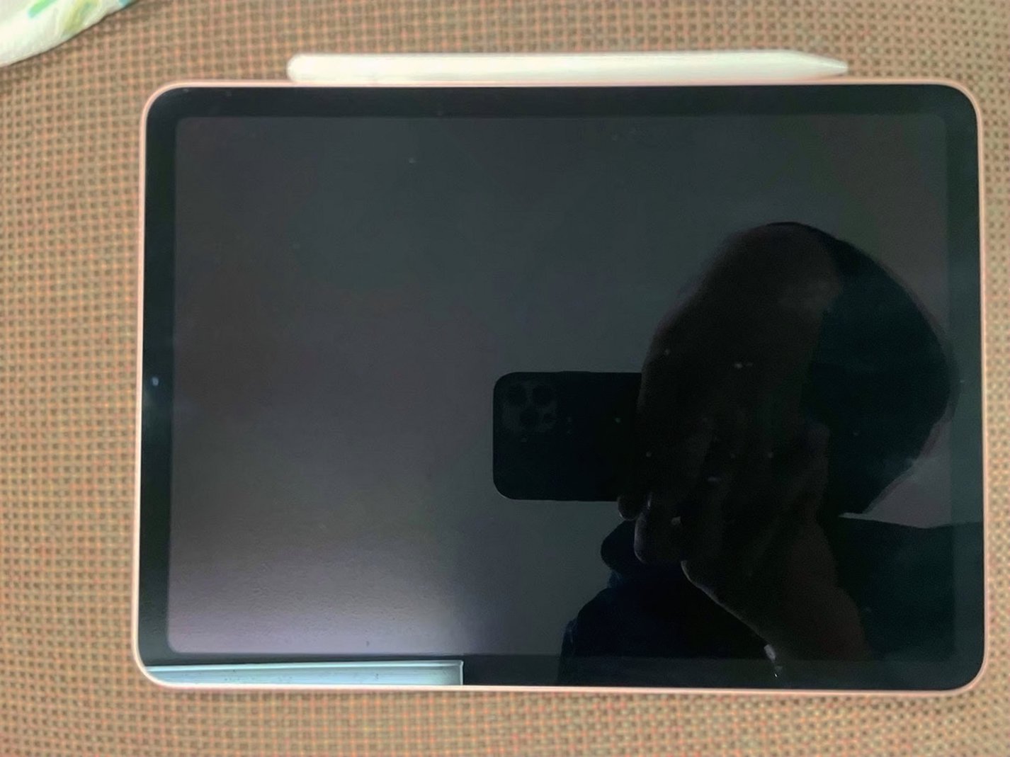Apple iPad Air 4th Generation 64GB Rose Gold Unlocked - Used