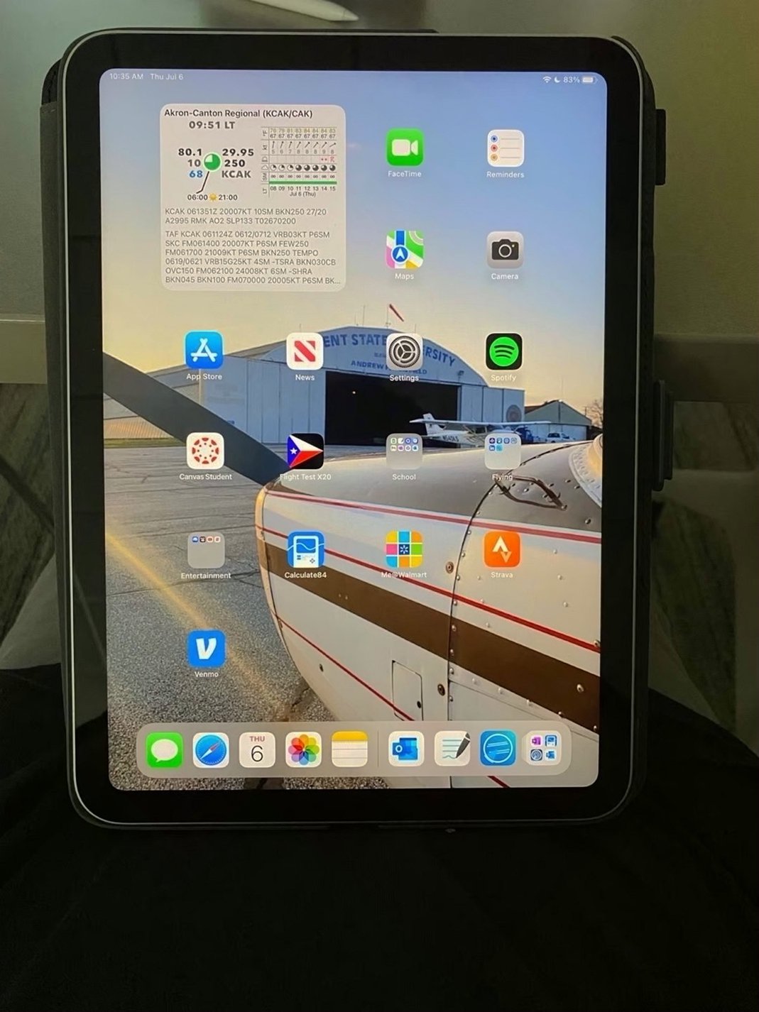 Apple iPad Air 10th Generation 64GB Silver Unlocked - Used