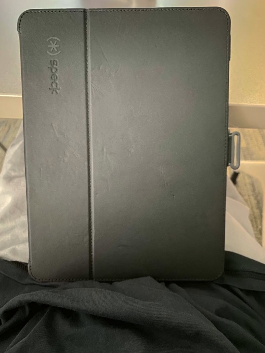 Apple iPad Air 10th Generation 64GB Silver Unlocked - Used image 2