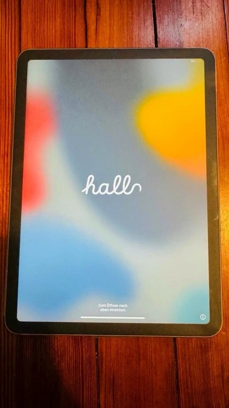 Apple iPad Air 64GB Sky Blue Unlocked - Used