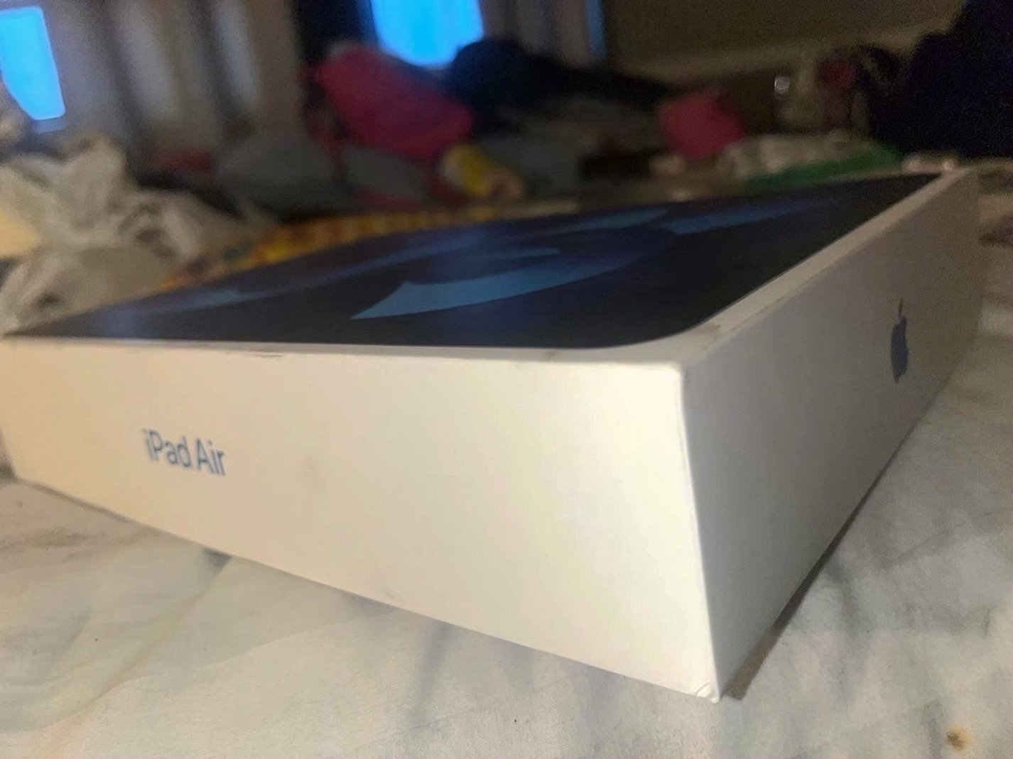 Apple iPad Air 5th Generation 64GB Blue Unlocked - Used image 2