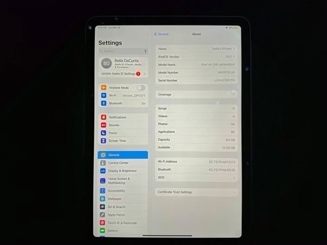 Apple iPad Air 5th Generation 64GB Starlight Unlocked - Used