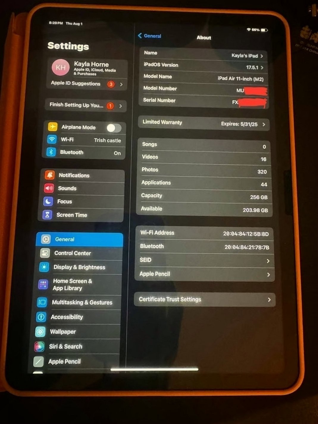 Apple iPad Air 6th Gen 256GB Starlight Unlocked - Used image 3
