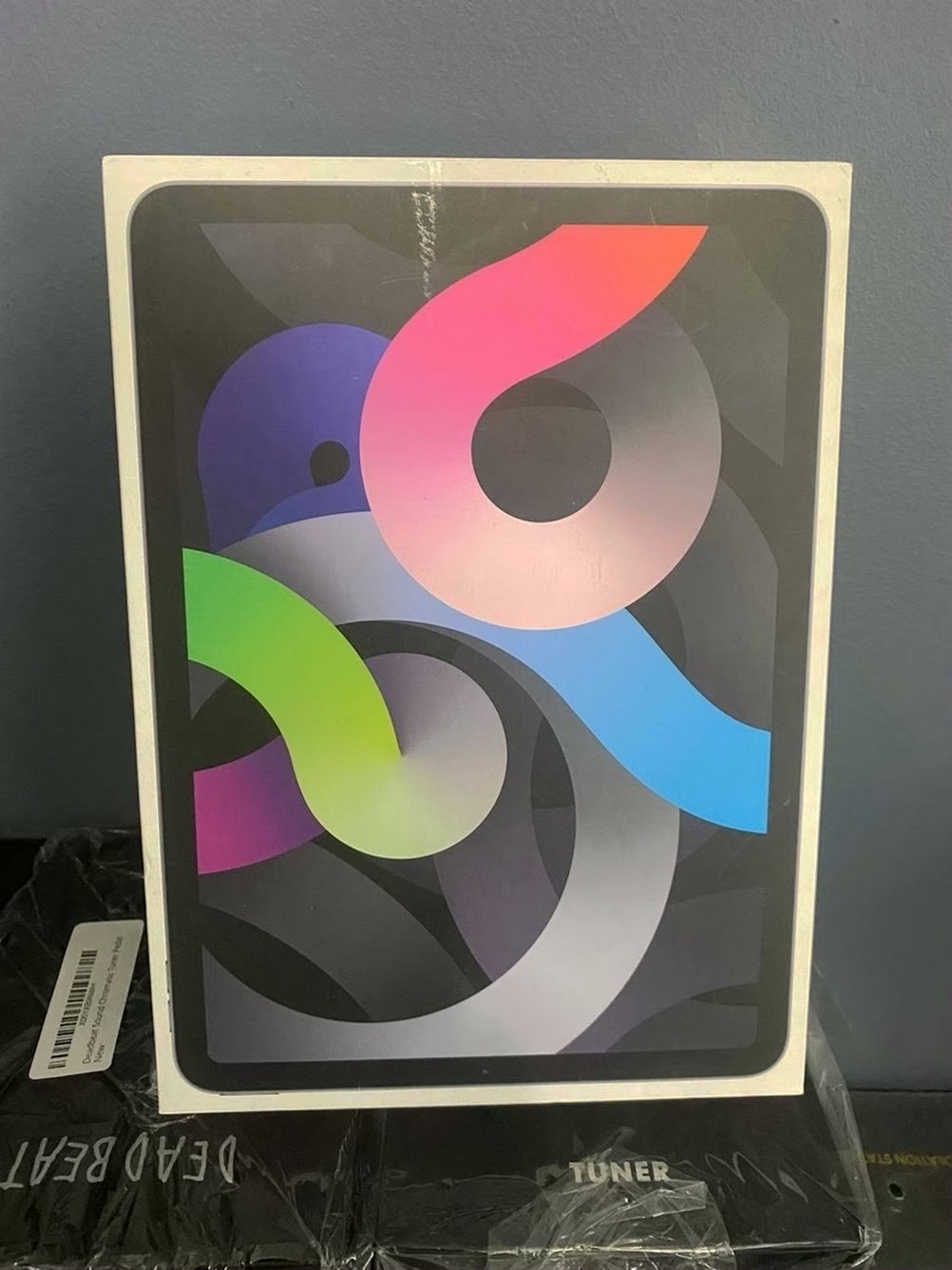Apple iPad Air 4 64GB Unlocked - Used