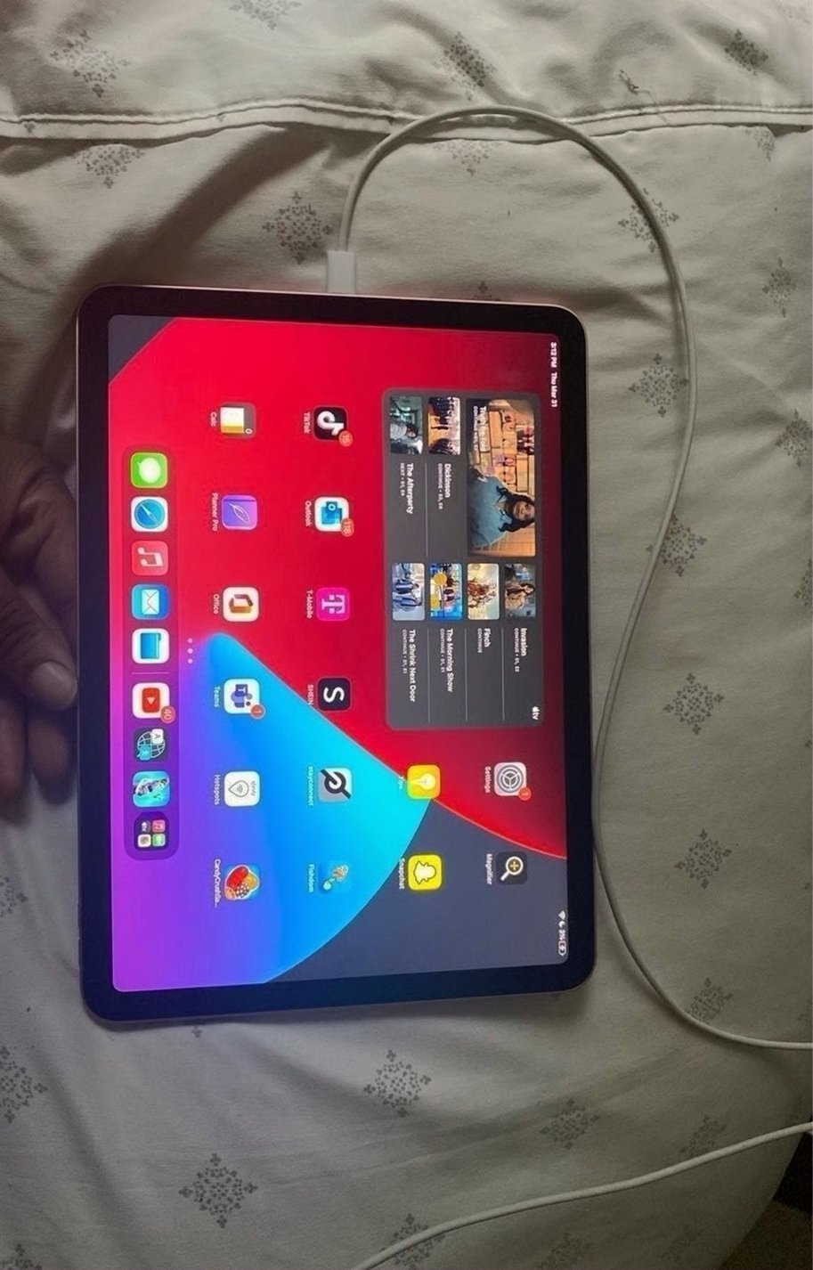 Apple iPad Air 2 32GB Rose Gold Unlocked - Used image 4