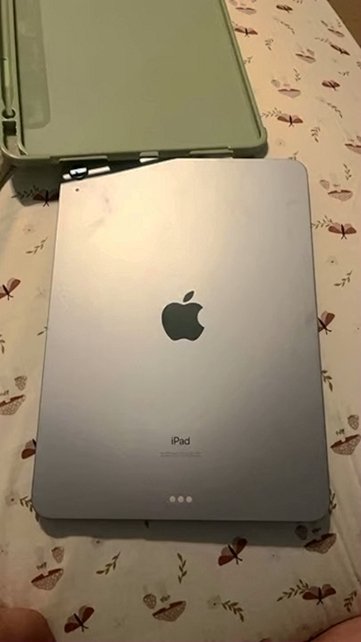Apple iPad Air 1A18 64GB Space Gray Unlocked - Used image 3