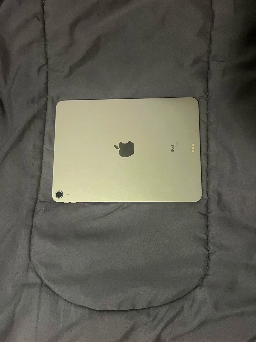Apple iPad Air 4th Generation 128GB Sky Blue Unlocked - Used image 5