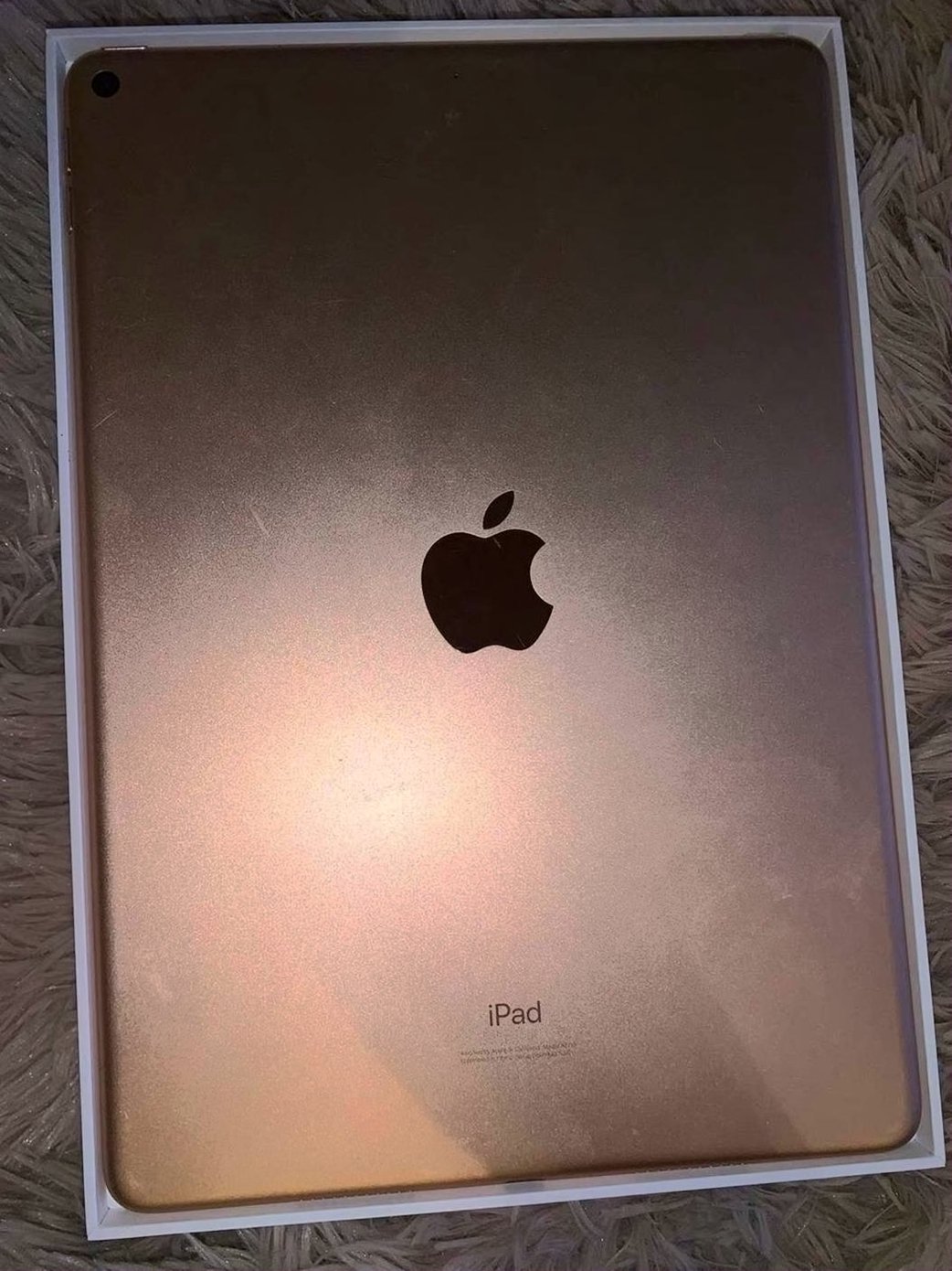 Apple iPad Air 3rd Gen 64GB Pink Unlocked - Used image 3