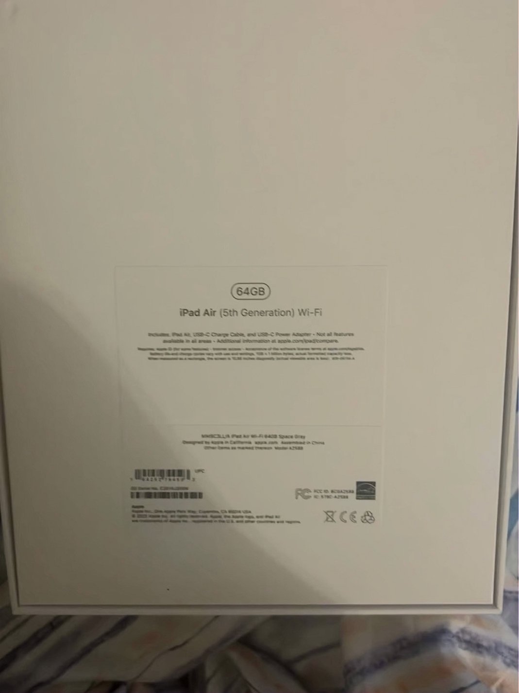 Apple iPad Air 5th Generation 64GB Space Gray Unlocked - Used image 3