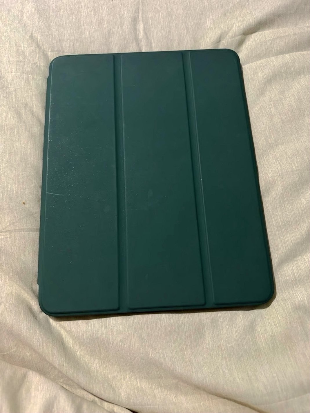 Apple iPad Air 5th Gen 64GB Space Gray Unlocked - Used image 4
