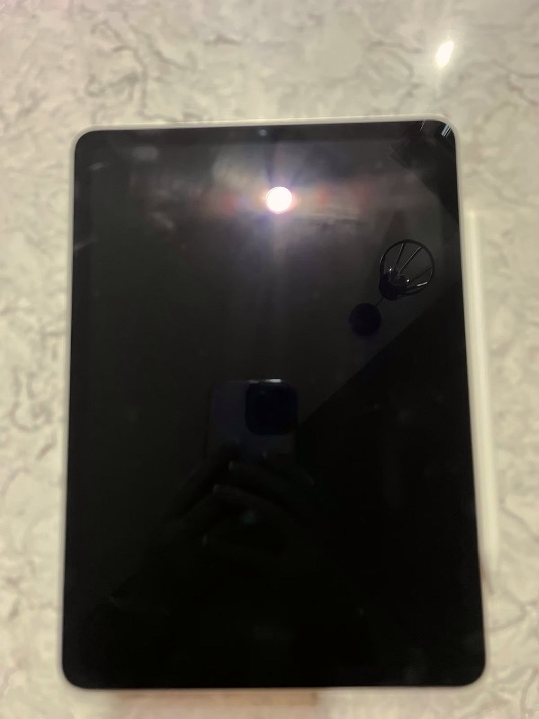Apple iPad Air 5th Generation 64GB Space Gray Unlocked - Used image 3