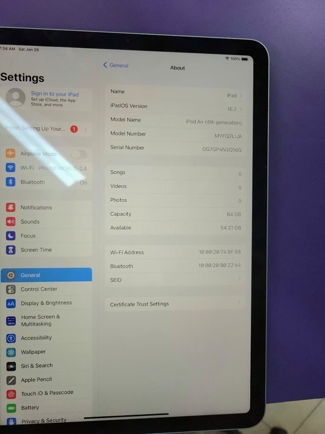 Apple iPad Air 4th Generation 64GB Space Gray Unlocked - Used image 2