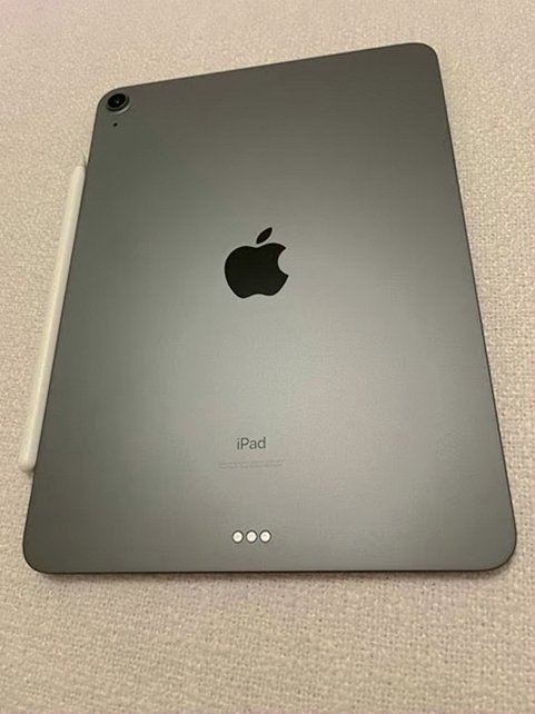 Apple iPad Air 4th Generation 256GB Space Gray Unlocked - Used image 2