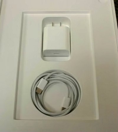 Apple iPad Air 4th Generation 256GB Blue Unlocked - Used