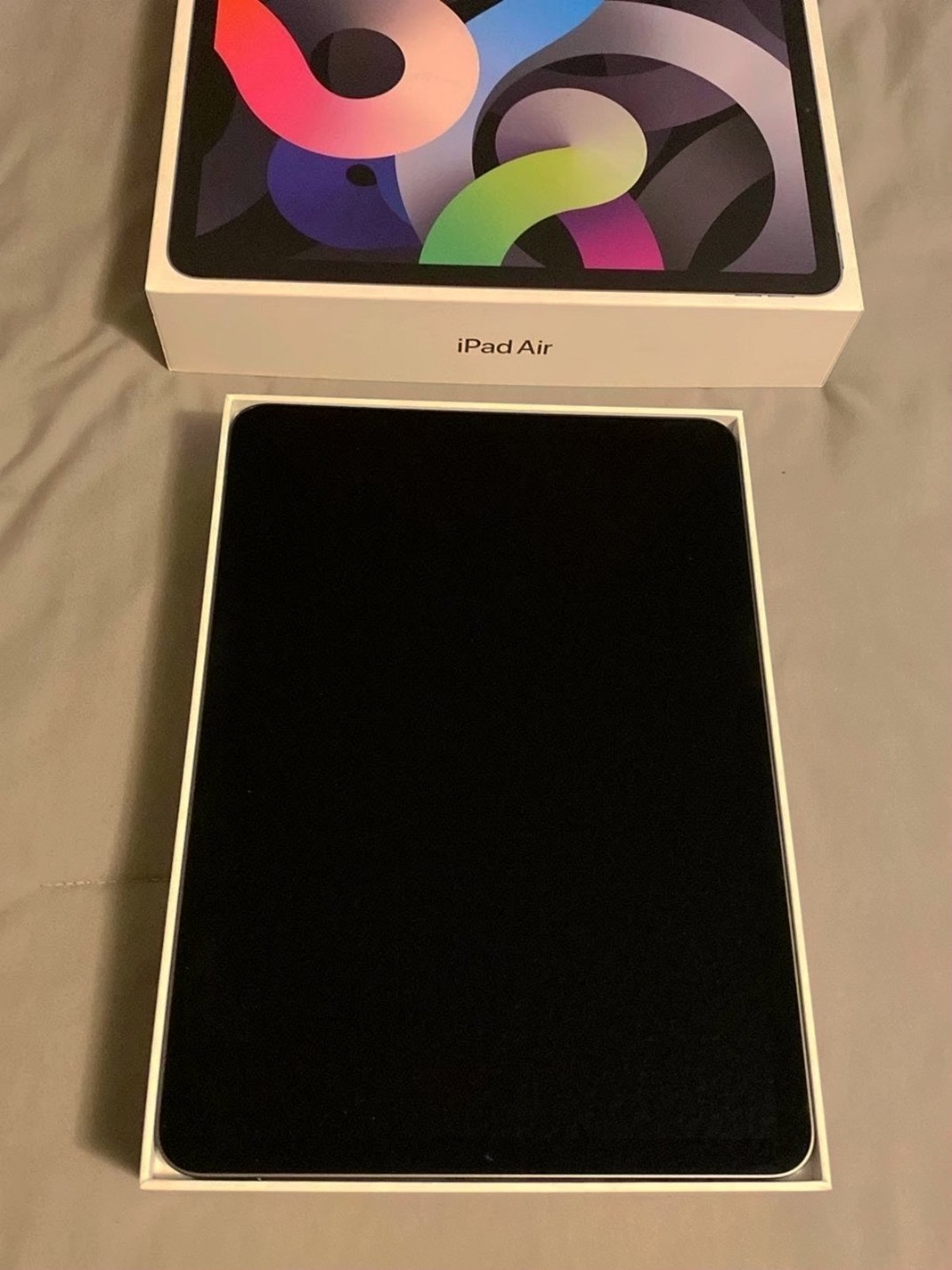 Apple iPad Air 4th Generation 64GB Space Gray Unlocked - Used image 5
