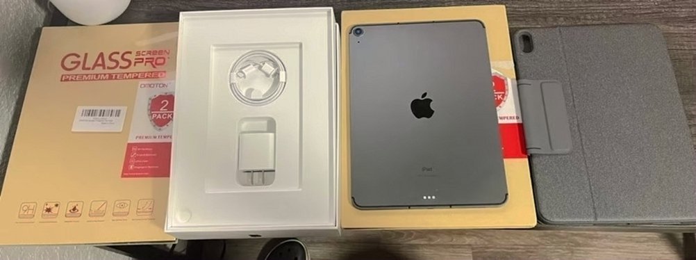 Apple iPad Air 4th Generation 256GB Space Gray Unlocked - Used image 4