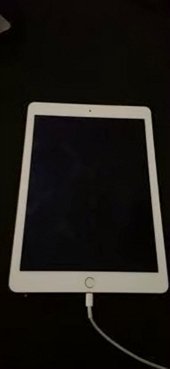 Apple iPad Air 2 64GB Gold Unlocked - Used