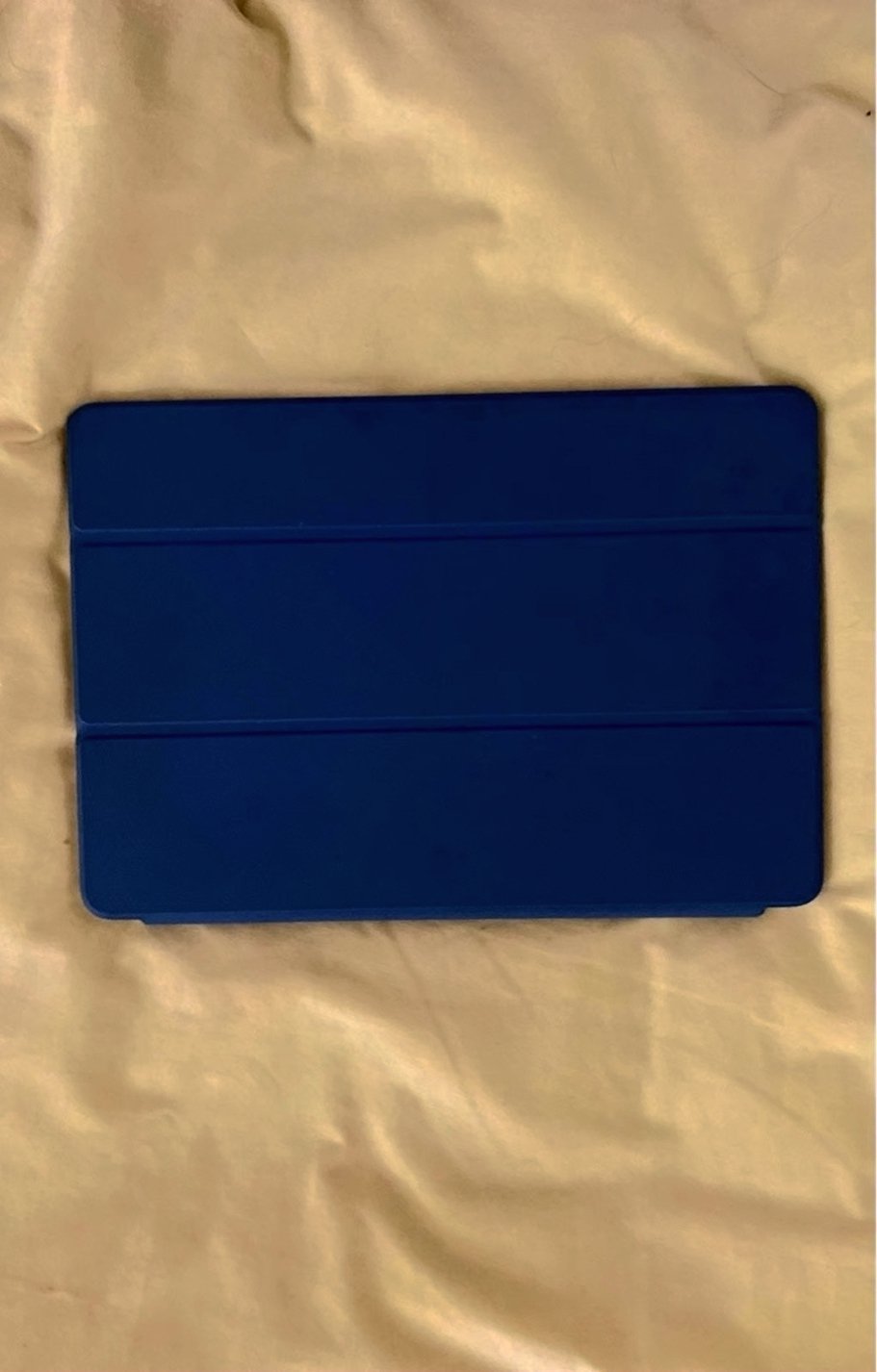 Apple iPad Air 2nd Generation 64GB Silver Unlocked - Used image 3