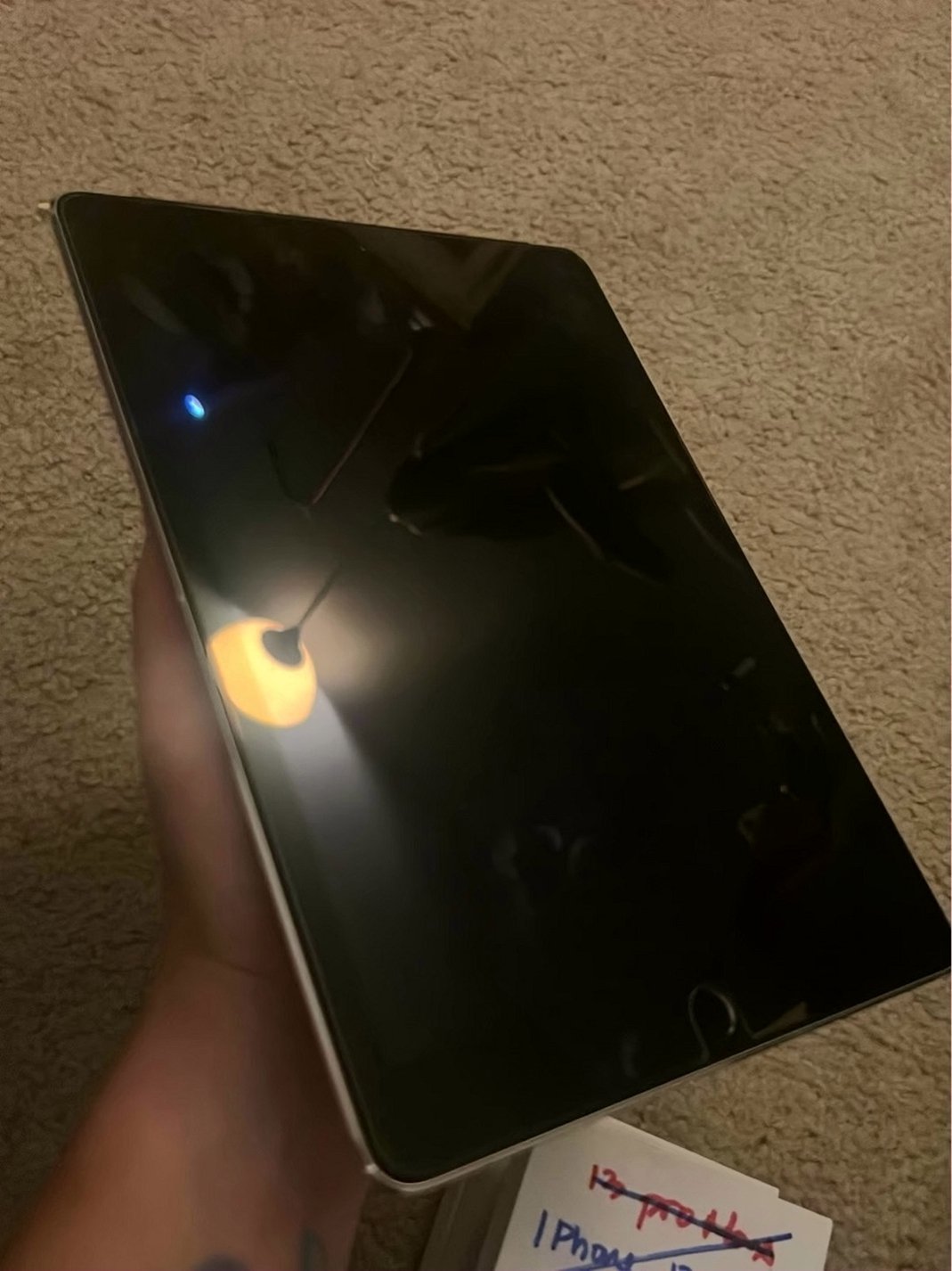 Apple iPad Air 2nd Generation 64GB Space Gray Unlocked - Used