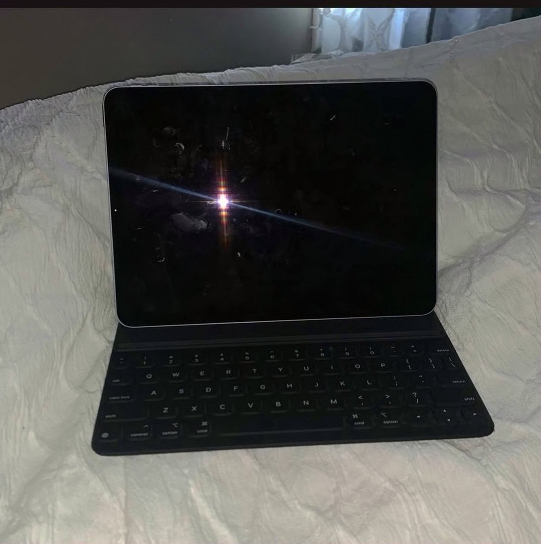 Apple iPad Air 4th Generation 64GB Space Gray Unlocked - Used