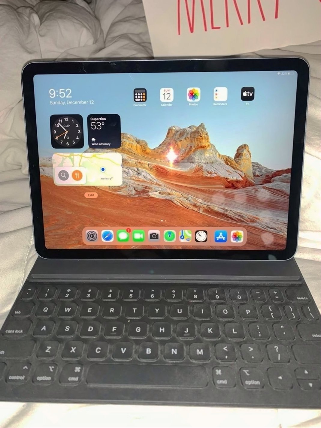 Apple iPad Air 4th Generation 64GB Space Gray Unlocked - Used image 2