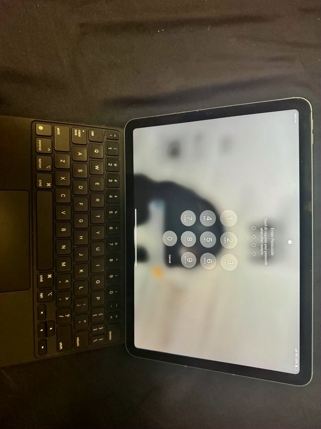 Apple iPad Air 5th Generation 64GB Unlocked - Used image 2